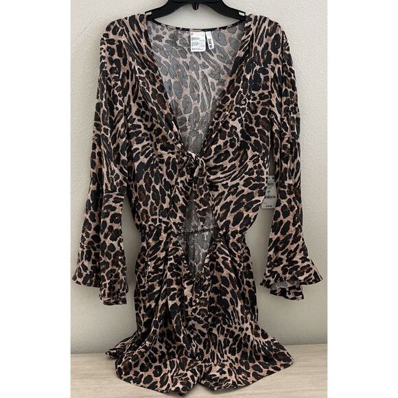 Bar IIl Sz M Beach Cheetah Tie Front LS V-Neck Romper Swim Cover Up Pockets $80 - Picture 1 of 11